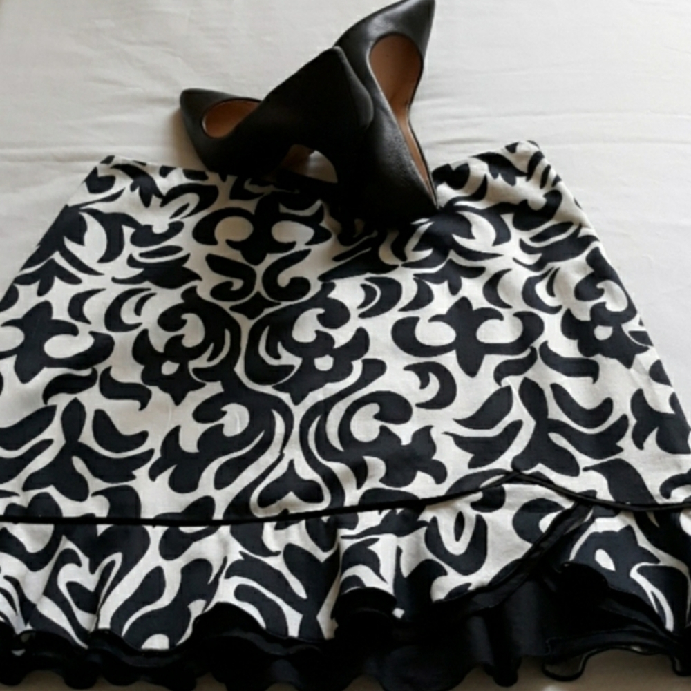 WHBM skirt size 0